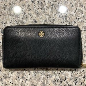 Tory Burch wallet